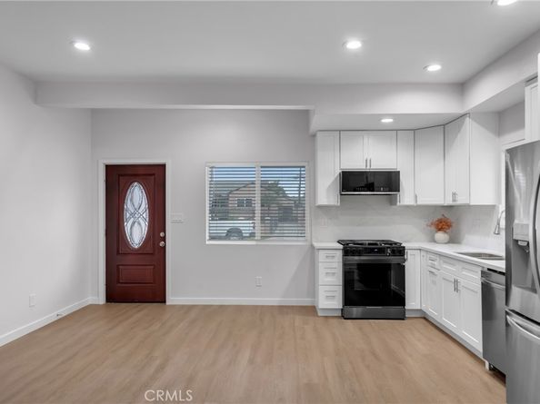 4032 Elsa Street, Lakewood CA 90712