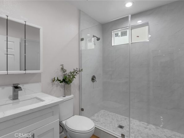 4032 Elsa Street, Lakewood CA 90712