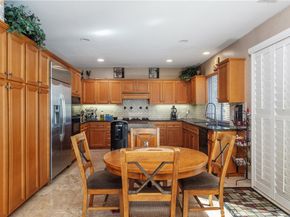 1547 Amberleaf, Costa Mesa CA 92626