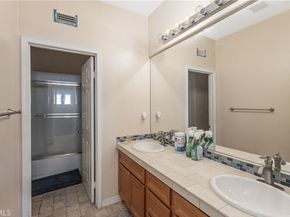 1547 Amberleaf, Costa Mesa CA 92626