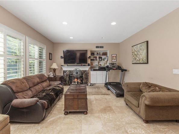 1547 Amberleaf, Costa Mesa CA 92626