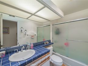 33 Sandpiper, Irvine CA 92604
