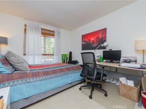 33 Sandpiper, Irvine CA 92604