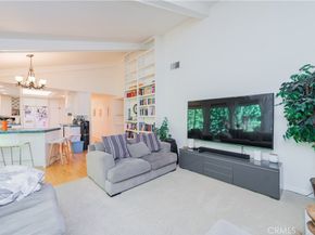 33 Sandpiper, Irvine CA 92604