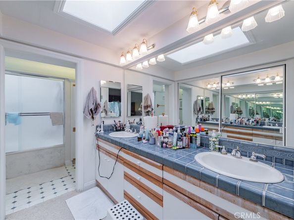 33 Sandpiper, Irvine CA 92604