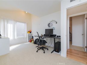 33 Sandpiper, Irvine CA 92604