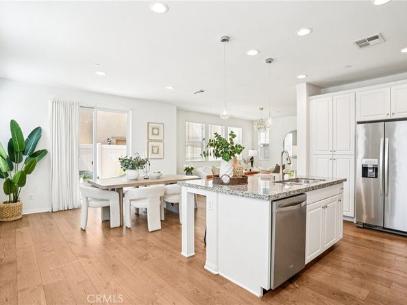 333 Calle Elegante, Lake Forest CA 92630