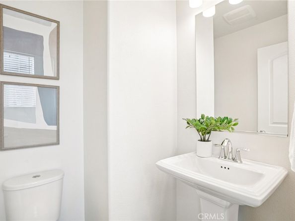 333 Calle Elegante, Lake Forest CA 92630