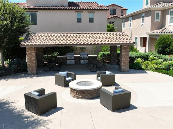 333 Calle Elegante, Lake Forest CA 92630