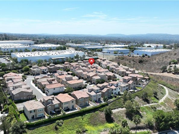 333 Calle Elegante, Lake Forest CA 92630