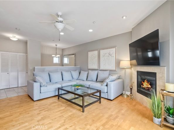 543 LAGUNA Drive, Carlsbad CA 92008