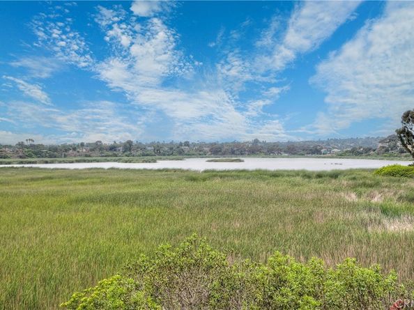 543 LAGUNA Drive, Carlsbad CA 92008