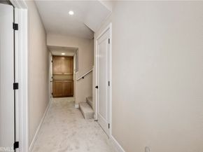 543 LAGUNA Drive, Carlsbad CA 92008