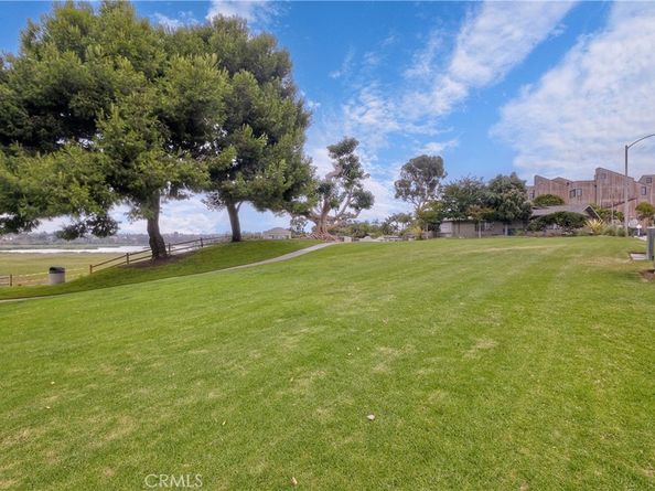 543 LAGUNA Drive, Carlsbad CA 92008