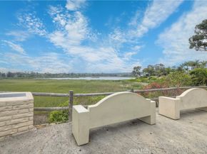 543 LAGUNA Drive, Carlsbad CA 92008