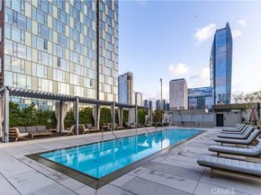 889 Francisco Street 806, Los Angeles CA 90017