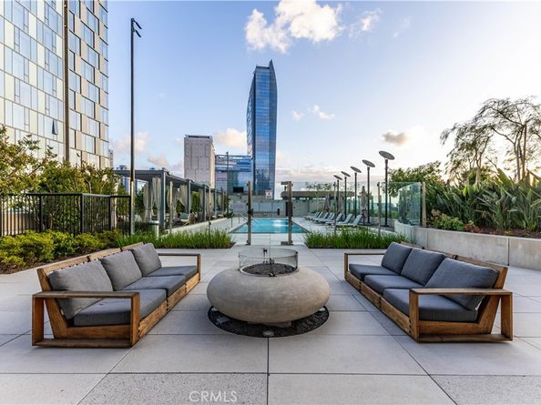 889 Francisco Street 806, Los Angeles CA 90017