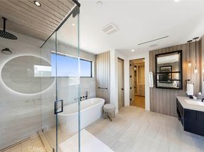 506 7th Street, Huntington Beach CA 92648
