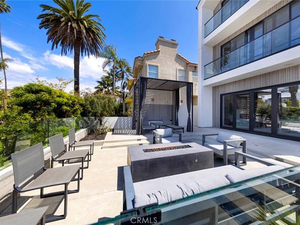 506 7th Street, Huntington Beach CA 92648
