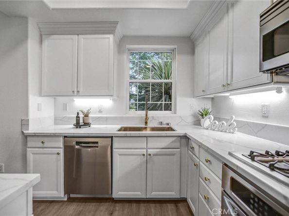 5101 Whitsett Avenue 105, Valley Village CA 91607