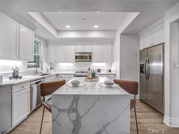 5101 Whitsett Avenue 105, Valley Village CA 91607