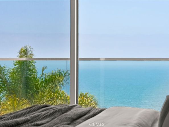 900 Gainsborough Drive, Laguna Beach CA 92651