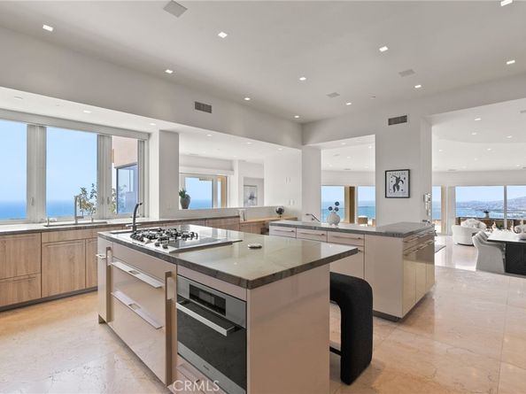 900 Gainsborough Drive, Laguna Beach CA 92651