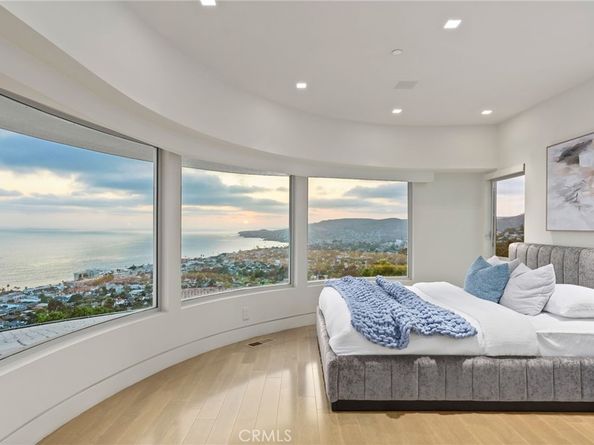 900 Gainsborough Drive, Laguna Beach CA 92651