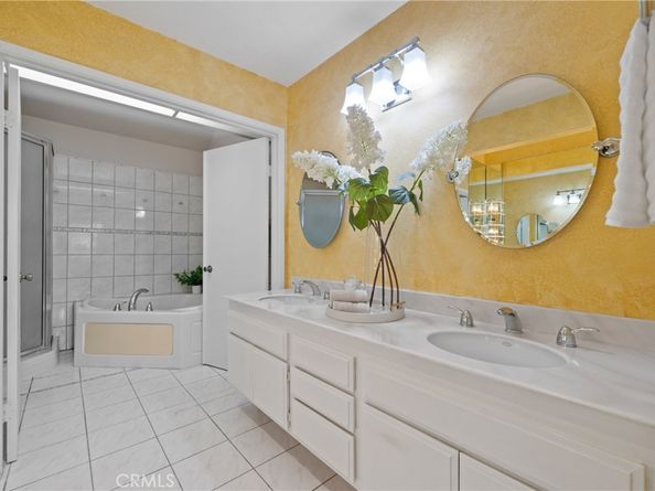 43 W Yale Loop 29, Irvine CA 92604