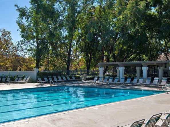 30 Calle Estero, Rancho Santa Margarita CA 92688