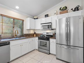 30 Calle Estero, Rancho Santa Margarita CA 92688