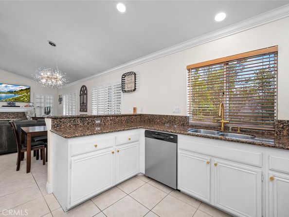 30 Calle Estero, Rancho Santa Margarita CA 92688