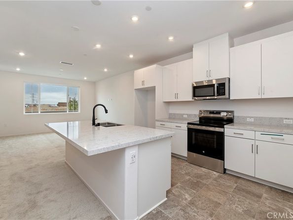 16176 Spicebush Lane, Chino CA 91708