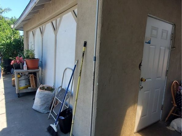 6300 Holmes Avenue, Los Angeles CA 90001