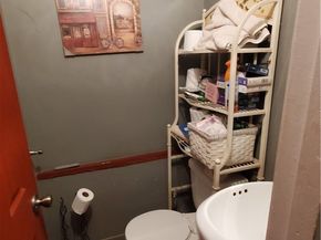 6300 Holmes Avenue, Los Angeles CA 90001