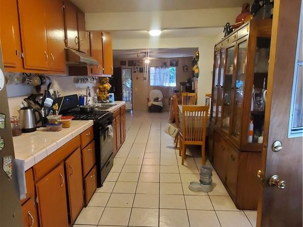 6300 Holmes Avenue, Los Angeles CA 90001