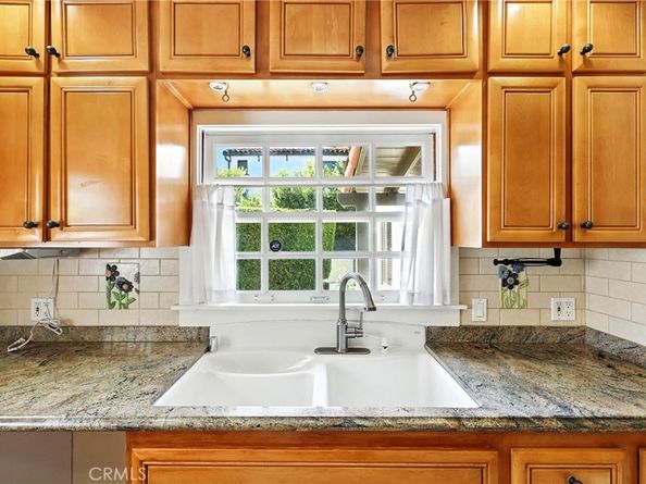 408 North McCadden Place, Los Angeles CA 90004