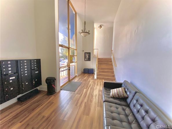 3707 E Livingston Drive 403, Long Beach CA 90803