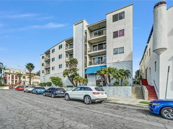 3707 E Livingston Drive 403, Long Beach CA 90803