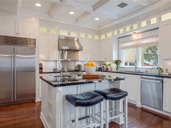 3791 Cedarbrae Lane, Point Loma CA 92106