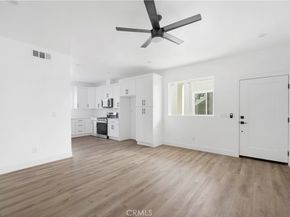 6025 Bellflower, Lakewood CA 90713