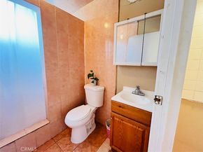 12022 207th, Lakewood CA 90715