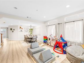 939 Via Camino 7, Wilmington CA 90744