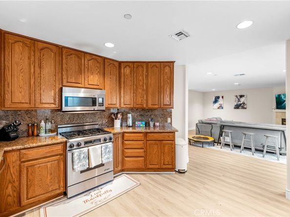 939 Via Camino 7, Wilmington CA 90744