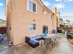 939 Via Camino 7, Wilmington CA 90744