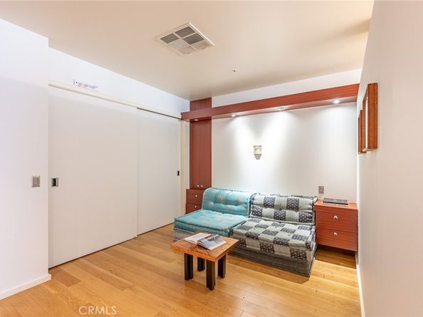 1155 South Grand Avenue 2105, Los Angeles CA 90015