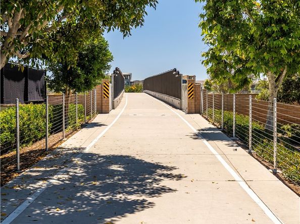 320 Bronze, Irvine CA 92618