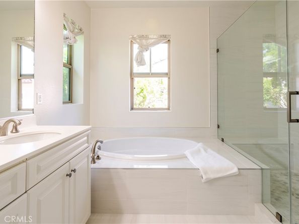 320 Bronze, Irvine CA 92618