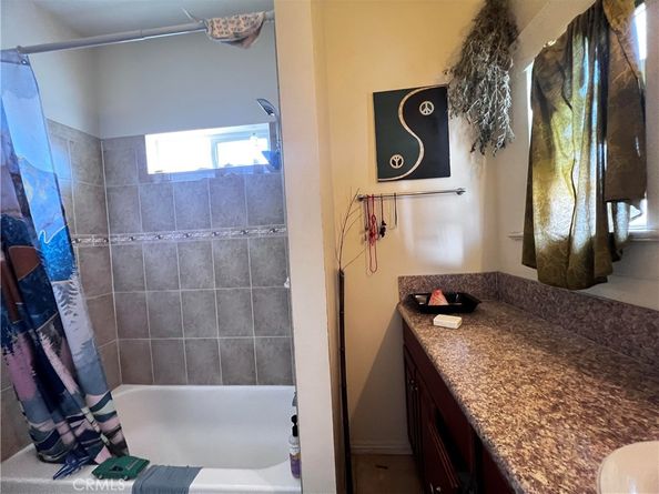 693 Santa Barbara Street, Pasadena CA 91101