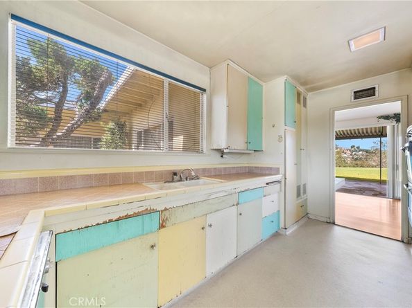 801 S Bradshawe Avenue, Monterey Park CA 91754